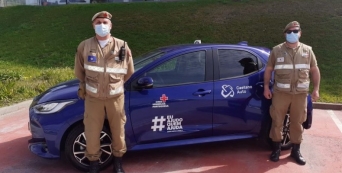 Caetano Auto cede viaturas &agrave; Cruz Vermelha para apoio &agrave; vacina&ccedil;&atilde;o